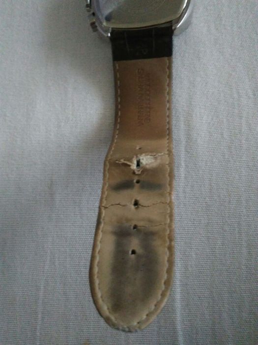 Zegarek Esprit Chronograph z datownikiem.