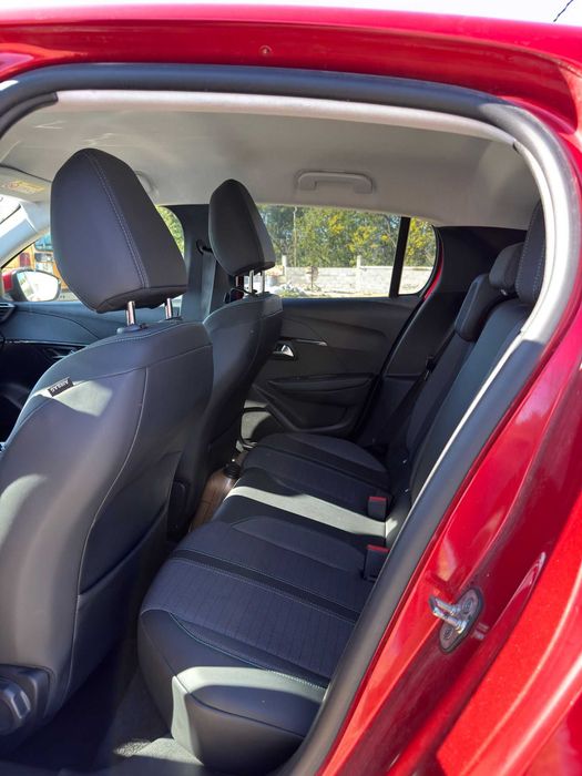 Peugeot 208 automatico