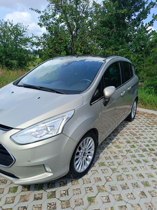Ford B Max Titanium