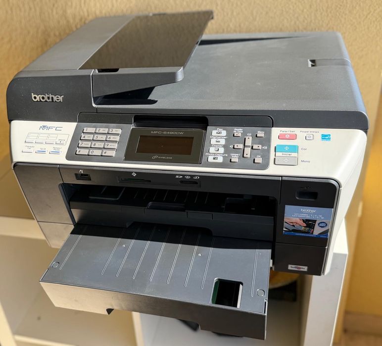 Impressora Brother MFC-6490CW