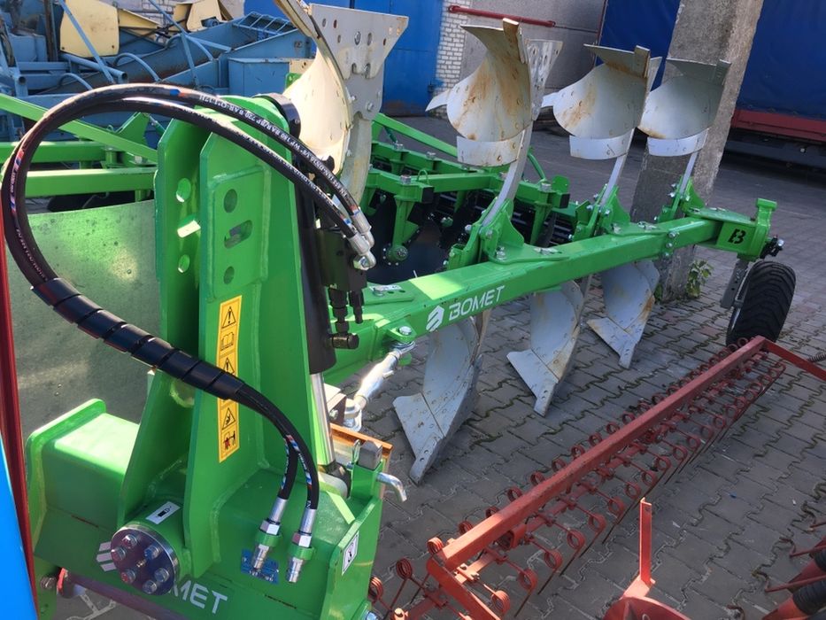 Оборотний плуг Bomet, плуг, польський плуг, оборотний