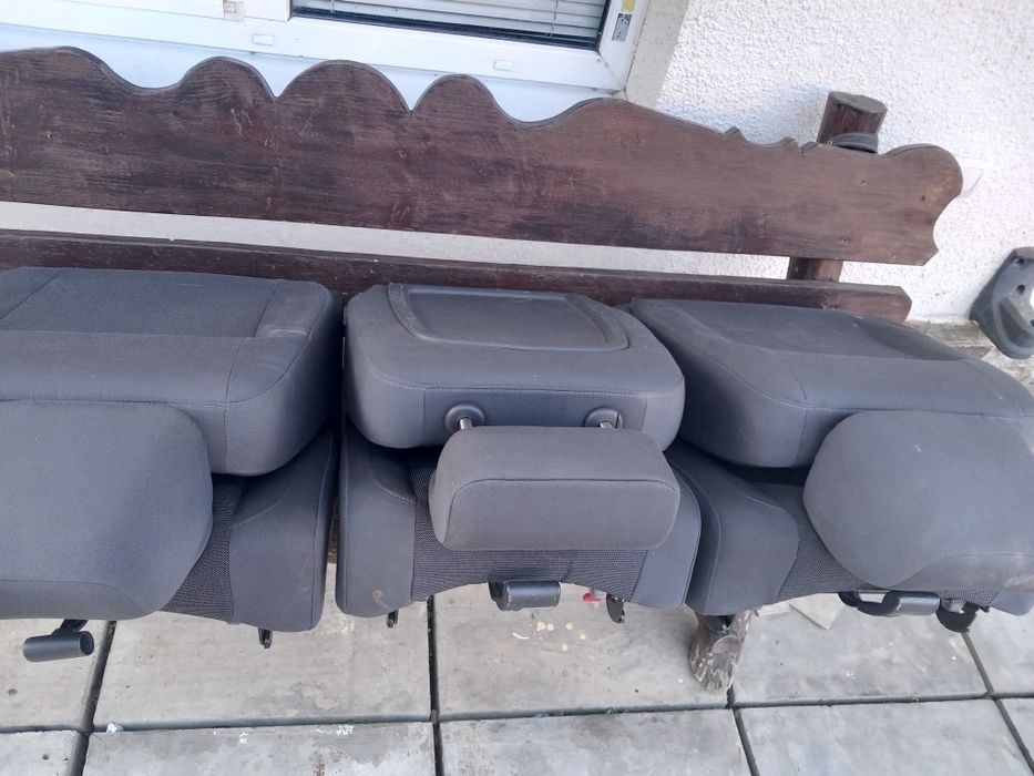 Продам автомобільне сидіння