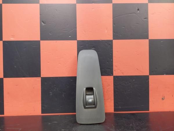 Comando / botão / interruptor vidros frente direito PEUGEOT Boxer