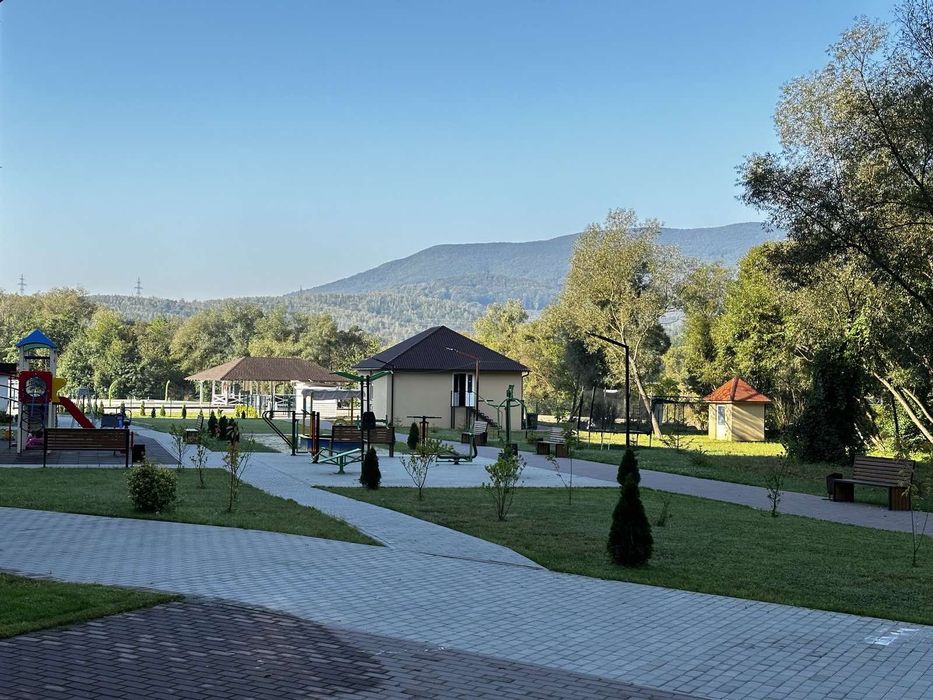 Здаються апартаменти біля санаторію "Квітка полонини".