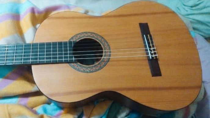 YAMAHA Tampo madeiras selecionadas l Guitarra clássica