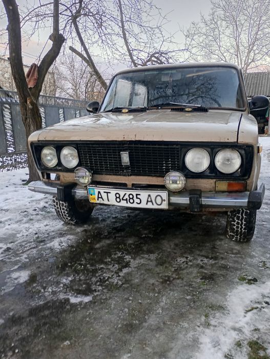 Автомобіль ВАЗ 2106