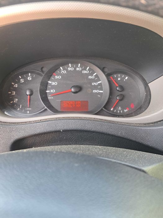Renault Master 2,3 150km