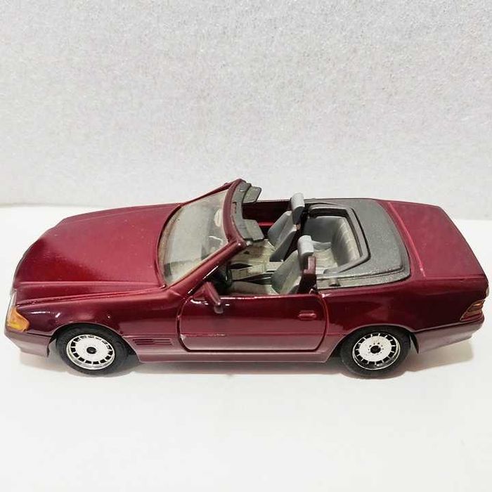 Majorette Mercedes 500 SL bordeaux Made in Portugal