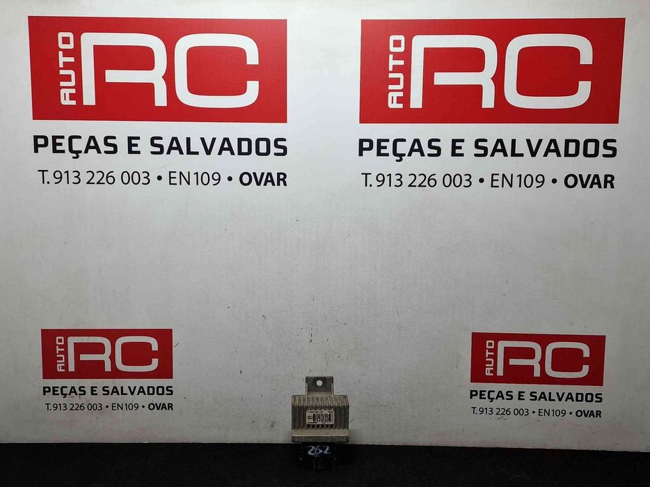 Relé Temporizador de Velas 110678071R - RENAULT MASTER III Caixa