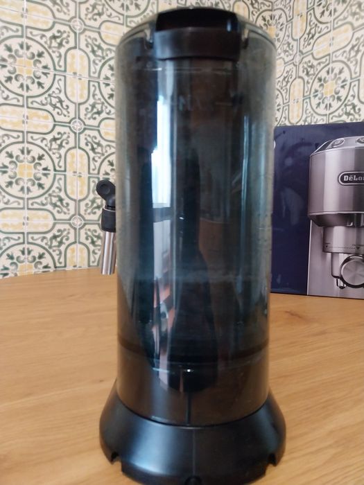 Máquina de café DELONGHI