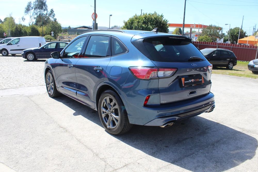 Ford Kuga 1.5 EcoBoost ST-LINE