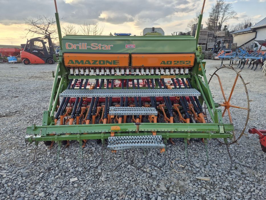Amazone AD 252  rau 2.5m uprawowo siewny  talerzowy siewnik d9 d9