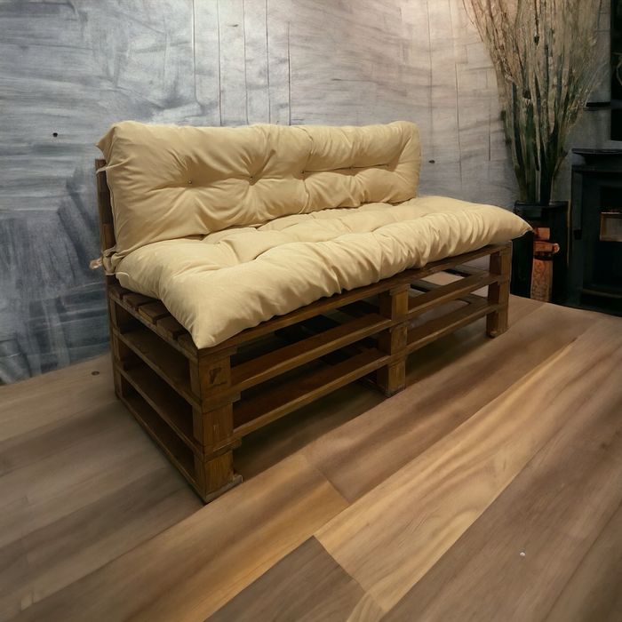 Дивани з паллет, меблі з піддонів , столи з дерева