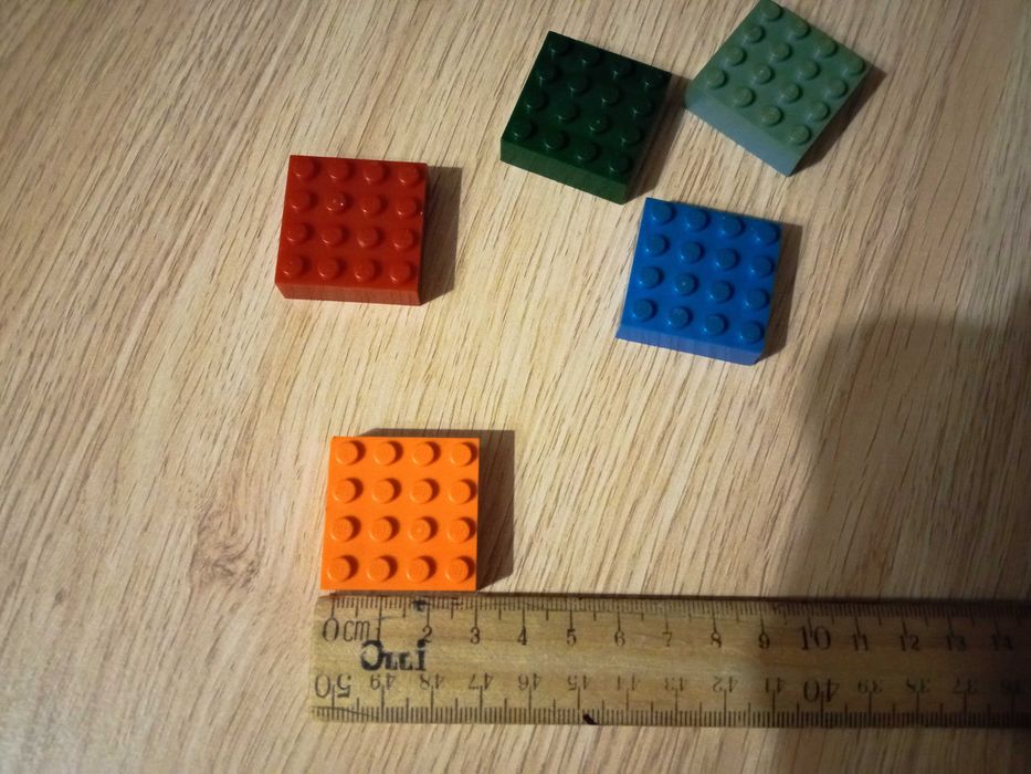 Платформы" LEGO"(магнитные)