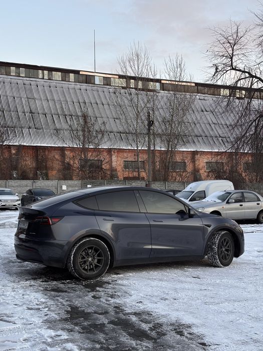 Tesla MY без ДТП