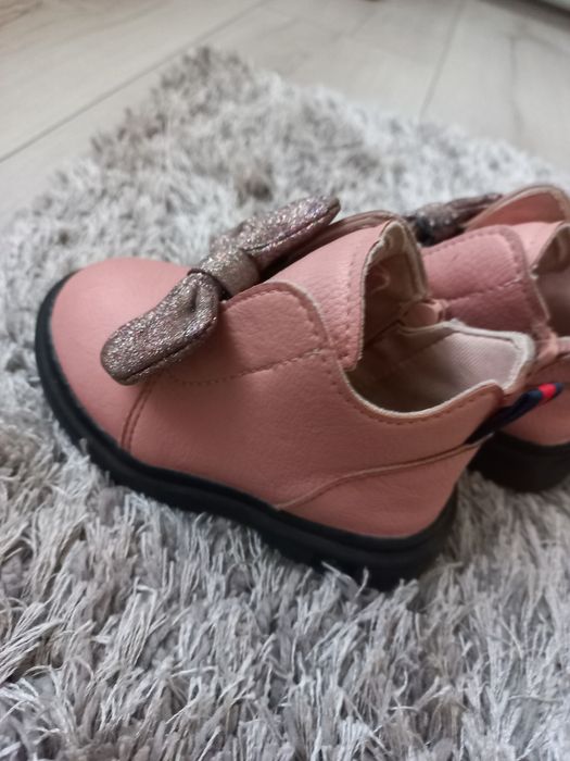 Ботінки на дівчинку 21 розмір