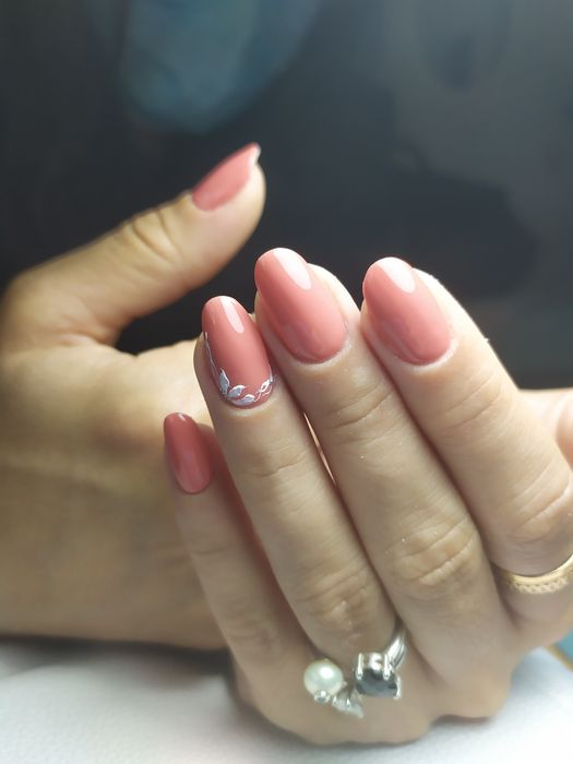 Técnica de unhas de gel