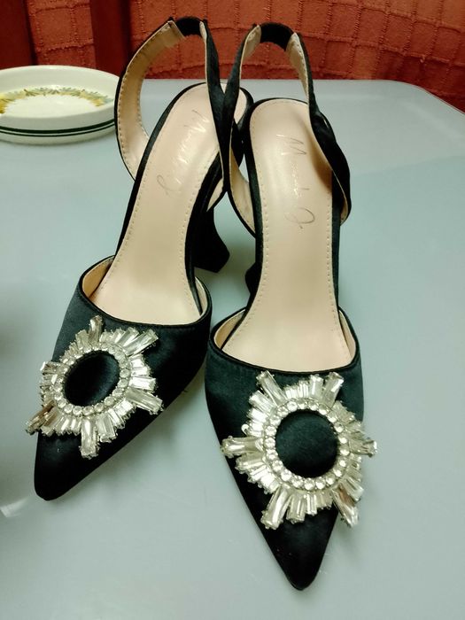 3 lindos sapatos como novos n 36