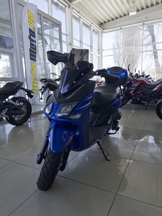 Скутер SPARK SP150S-19BN