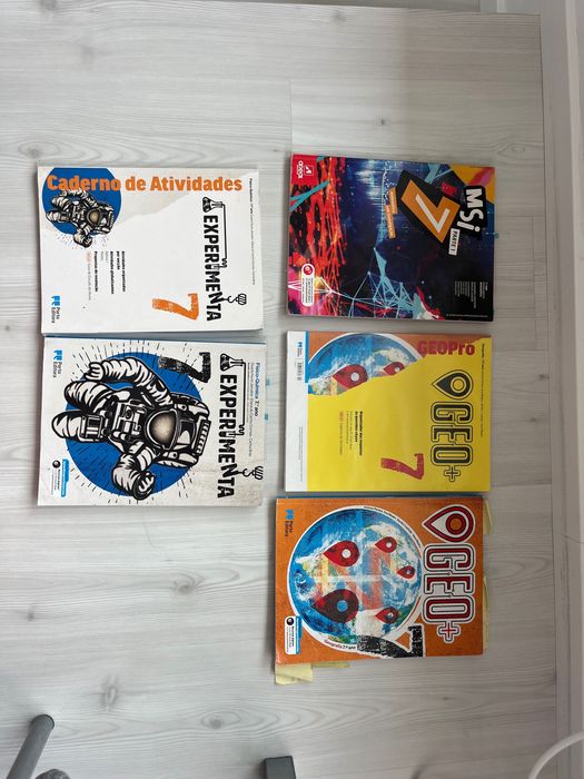 Livros escolares