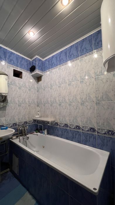 Продаж добротного будинку смт. Колки