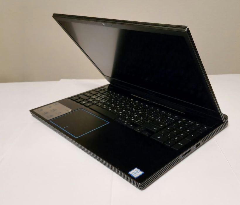 Ігровий ноутбук Dell G5 5590 RTX 2060 i7-9750H 144Hz