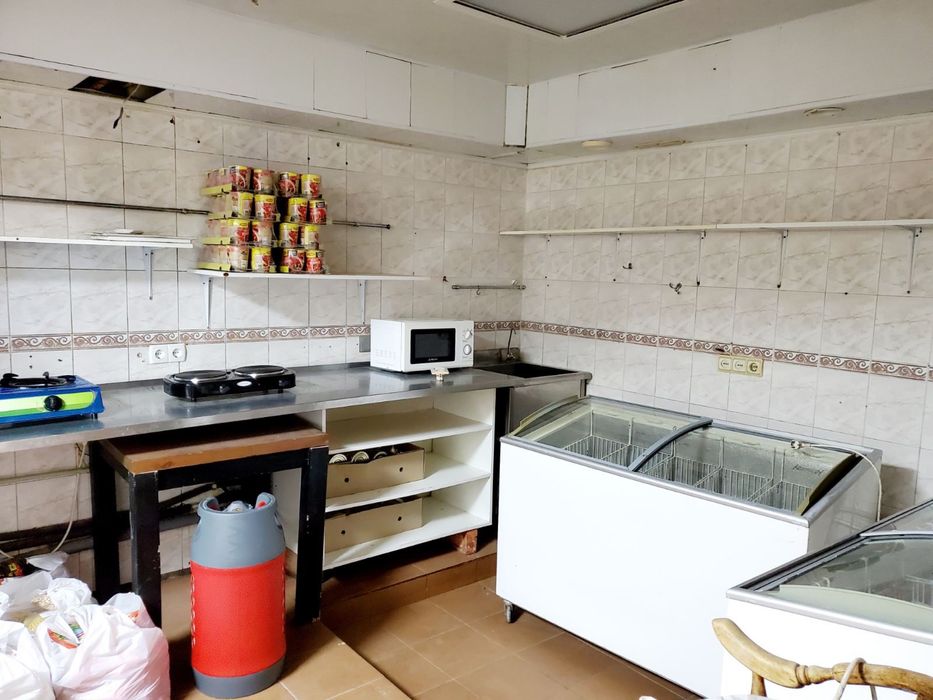 Продам подвальное помещение с Отдельным Входом , Центр