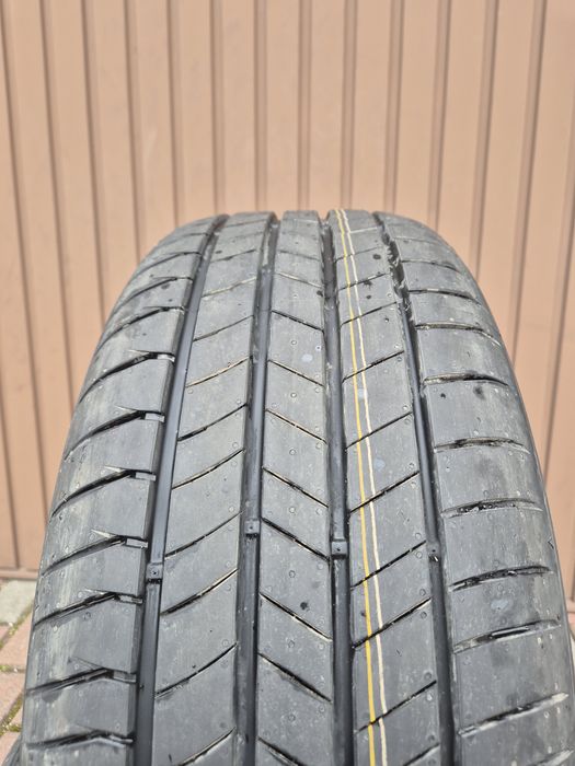 Komplet opon letnich KUMHO ECSTA PS71 235/50 R19 rok: 2024 OKAZJA