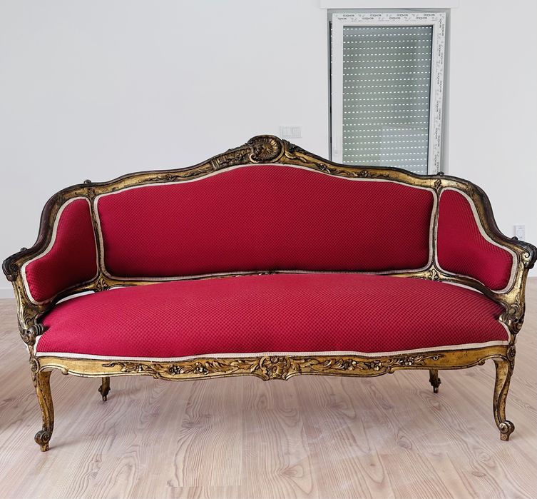 Raro Sofá Canapé de Luxo em talha folha de Ouro estilo “Luís XV”