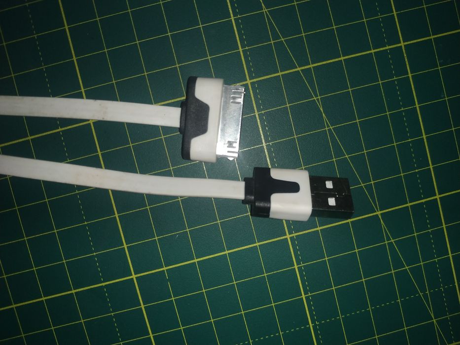 Зарядка для айфона