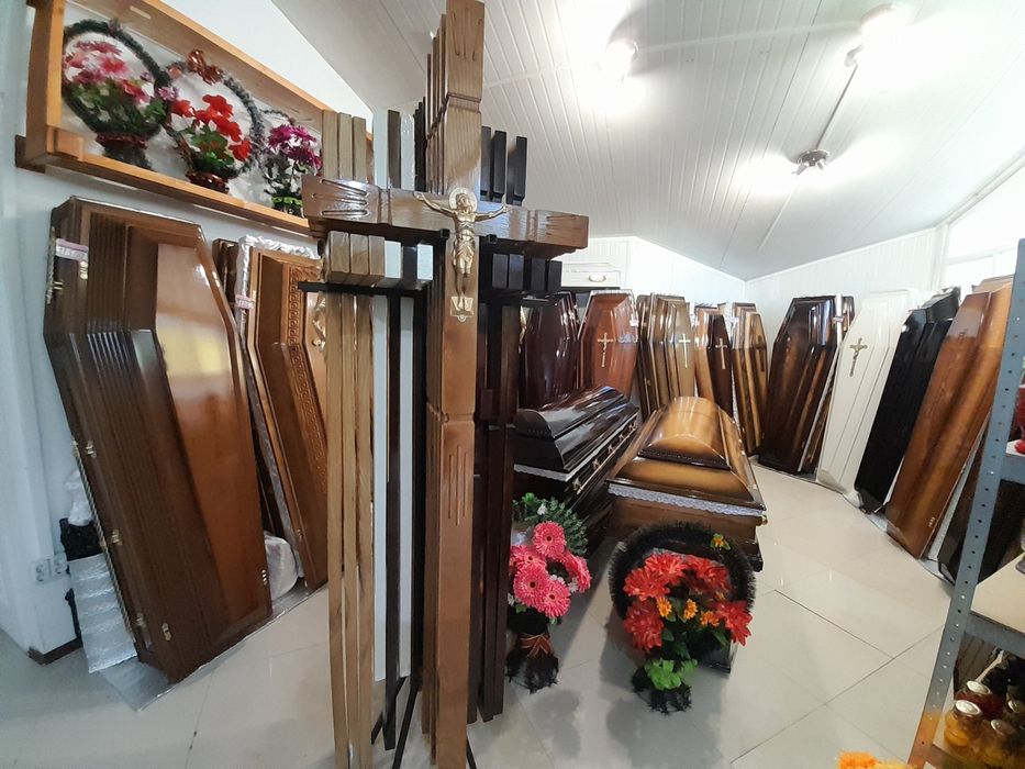 Ритуальні послуги Львів та Область.Катафалк.Послуги катафалкаЦілод