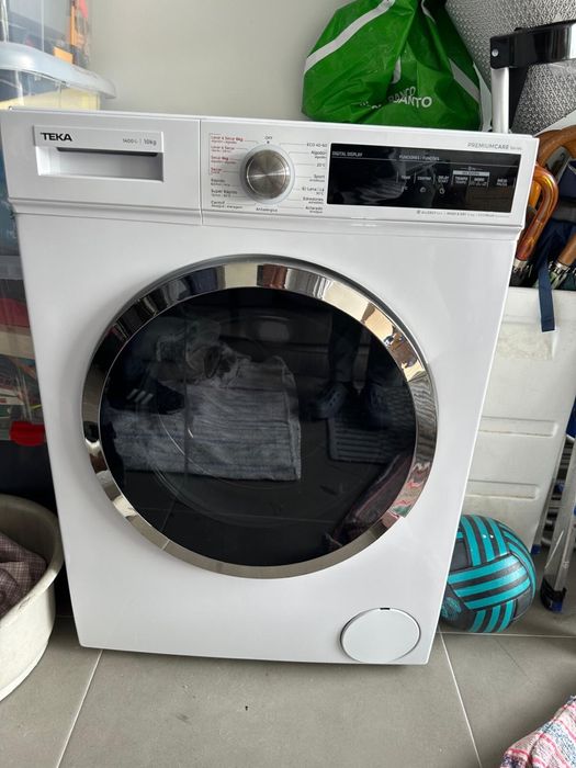 Vendo maquina de lavar e secar nova!