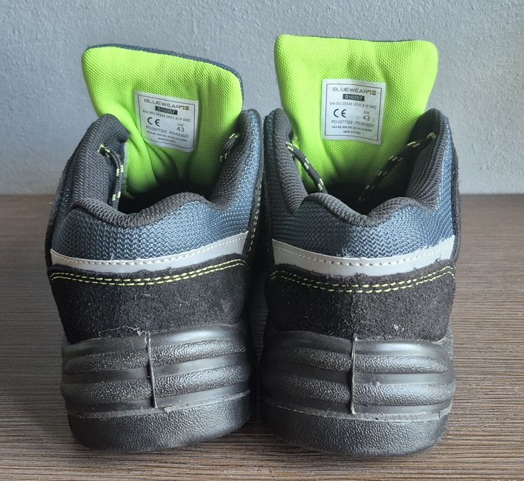 Buty robocze BLUEWEAR S1P SRC rozmiar 43 Nowe