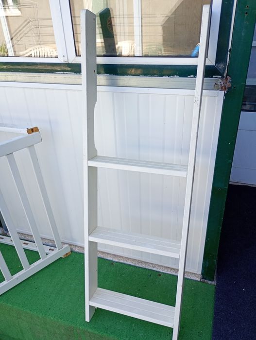 Escada madeira beliche
Em bom estado
119 x 39