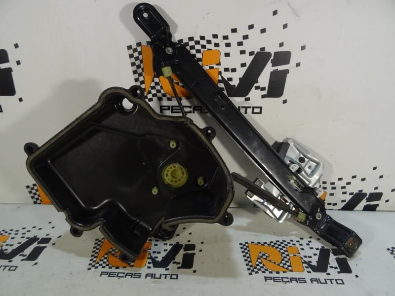 Elevador vidros trás direito SEAT Leon (1P1)