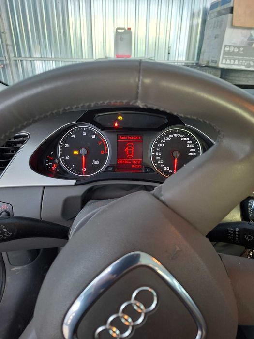 audi A4 B8 polski salon