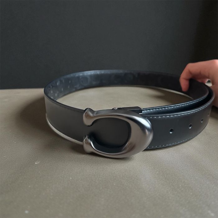 Cinto reversível estilo premium – 105cm – NOVO com embalagem