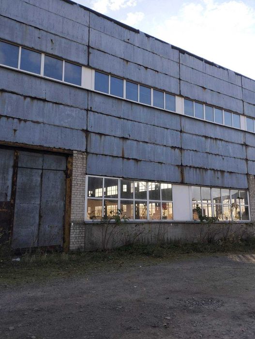 Продажа отдельно стоящего здания под склад или производство, г. Умань