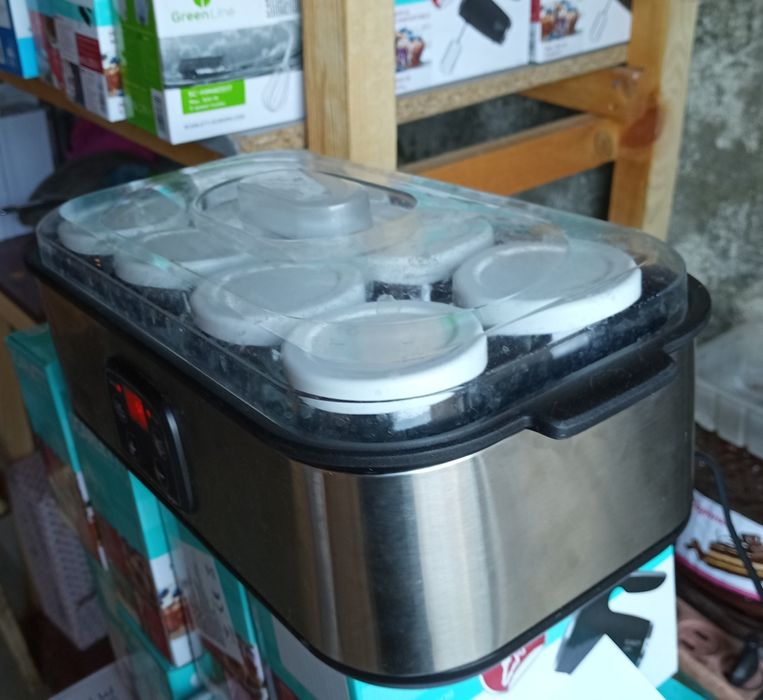 Йогуртница First дёшево