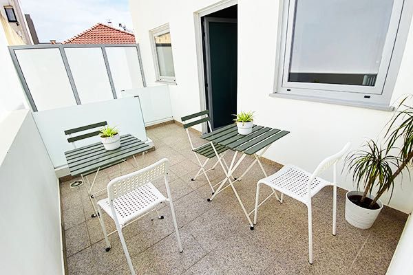 Aluguer temporário apartamento T1, 1º andar, praia Espinho