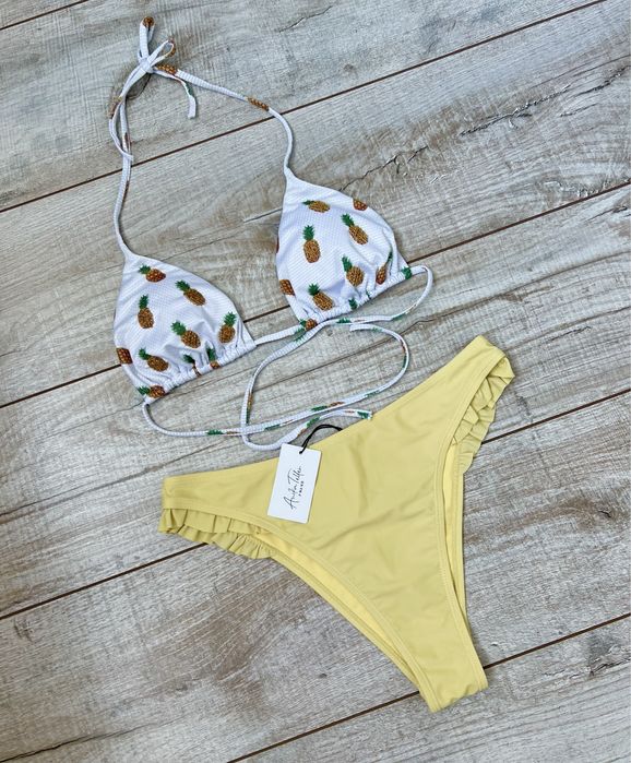 Дуже гарний роздільний купальник