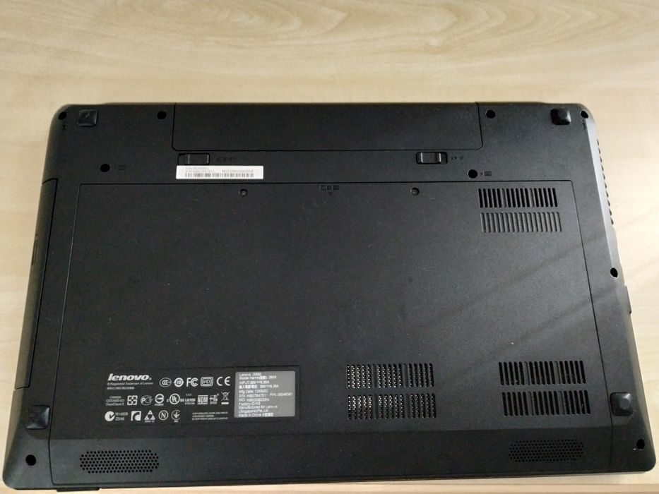 Ноутбук Lenovo G580 i3 intel Nvidia и intel 3000