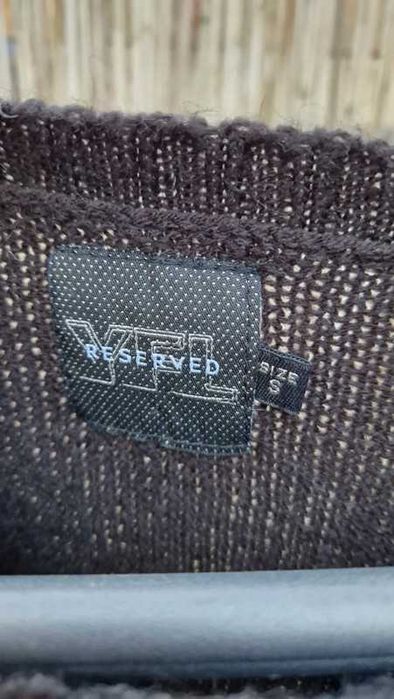 Reserved sweter sweterek czarny serce dżety modny 36/S