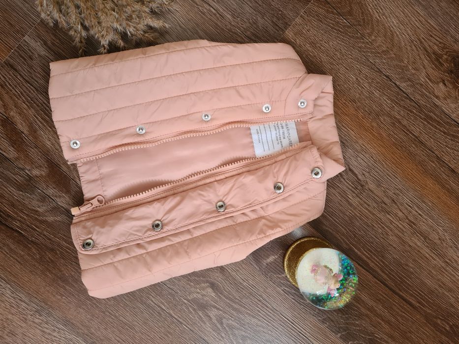 Фірмова жилетка на ріст 68 см