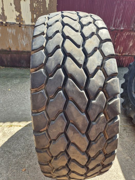 Opona 525/80r25  20.5r25