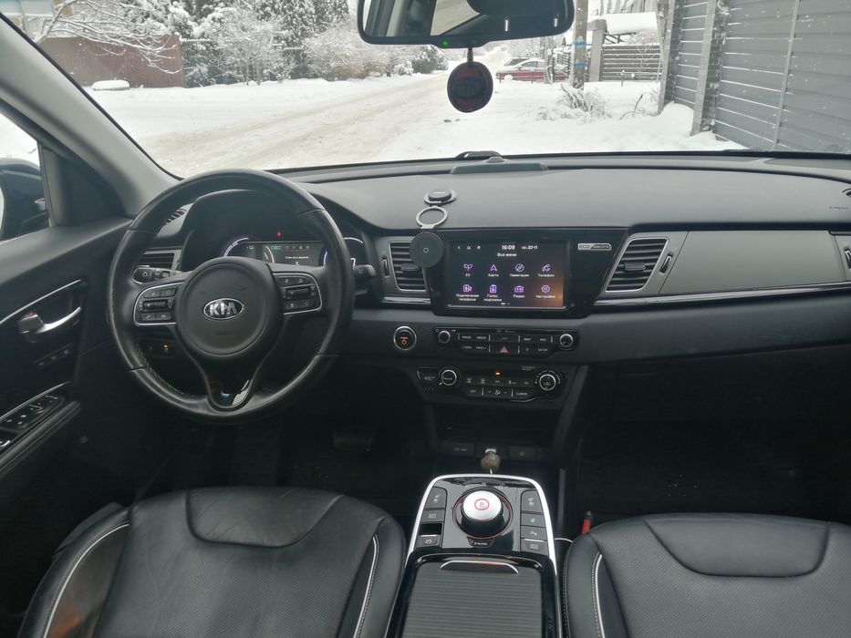 продам кіа Eniro