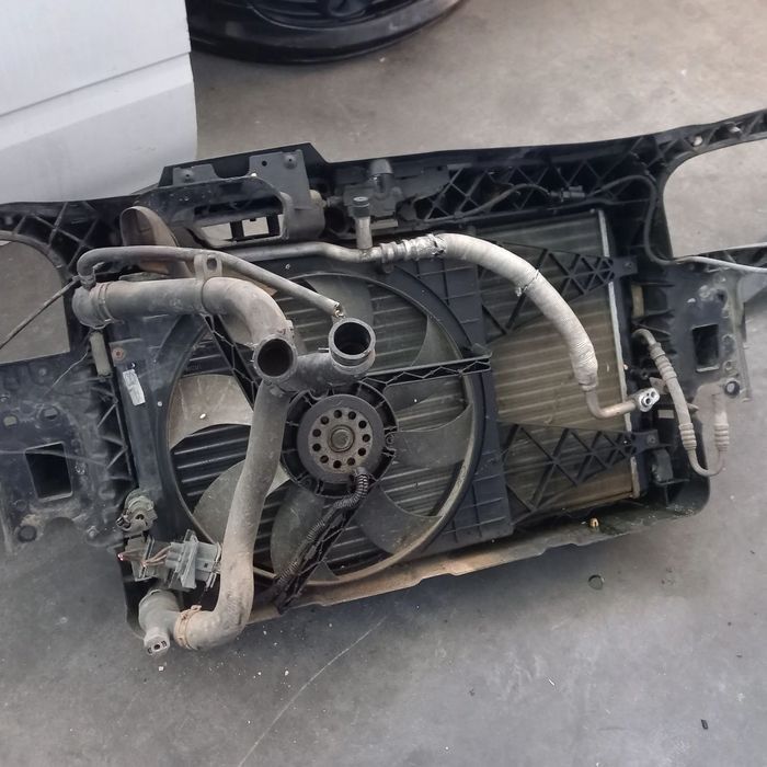 Frente fibra com reforço radiador agua ac e ventilador seat ibiza 6l