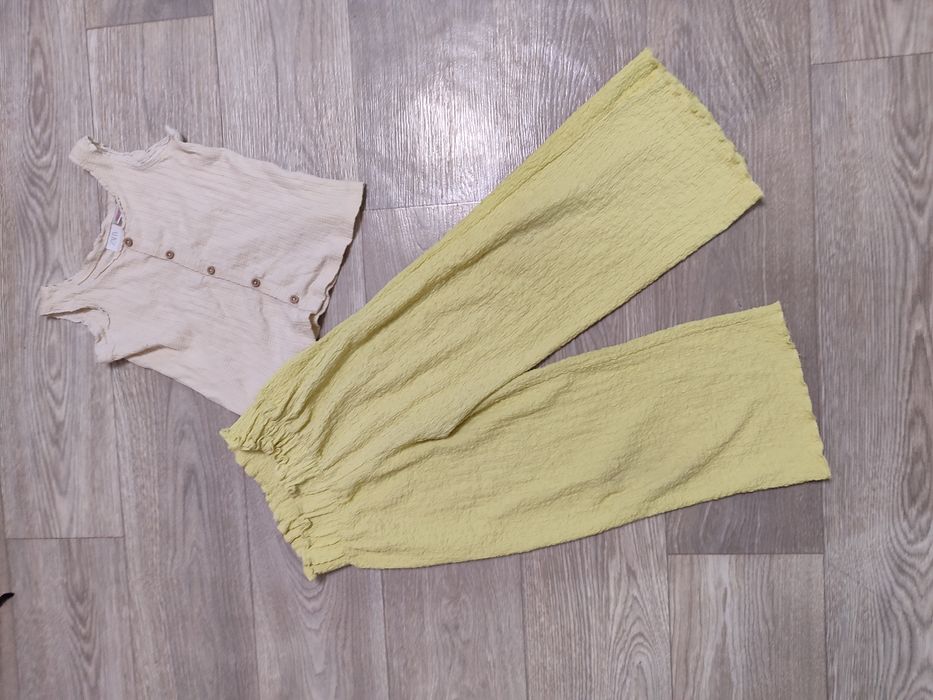 Костюм фірми zara на дівчинку