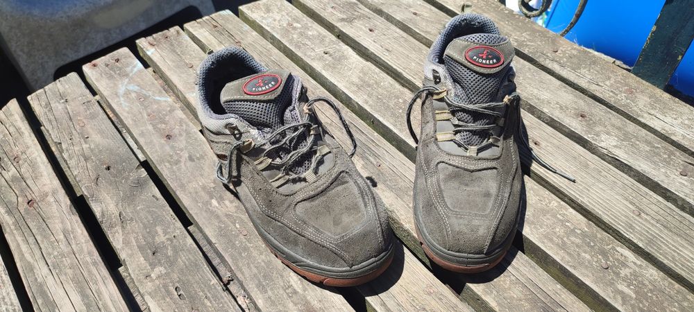 Sapato de Segurança Pioneer Biqueira Aço resistente ácido e olio