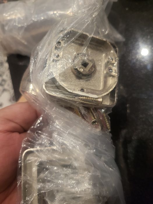 Klamki do drzwi pokojowych